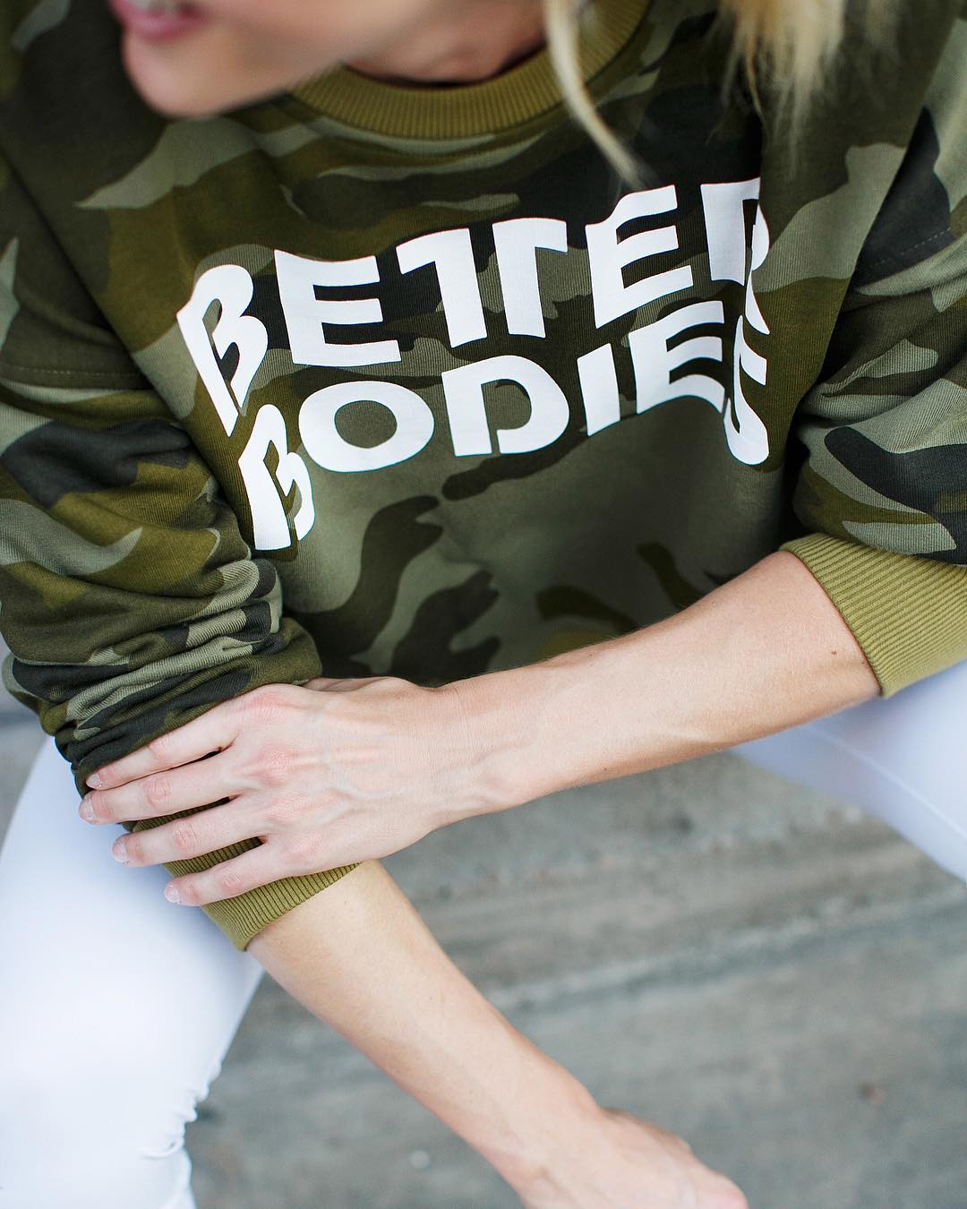 Better Bodies Chelsea Sweater - Dark Green Camo