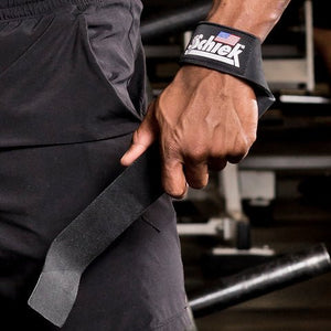 Figure 8 Straps vs. Regular Lifting Straps: Which is Better? - Urban Gym Wear