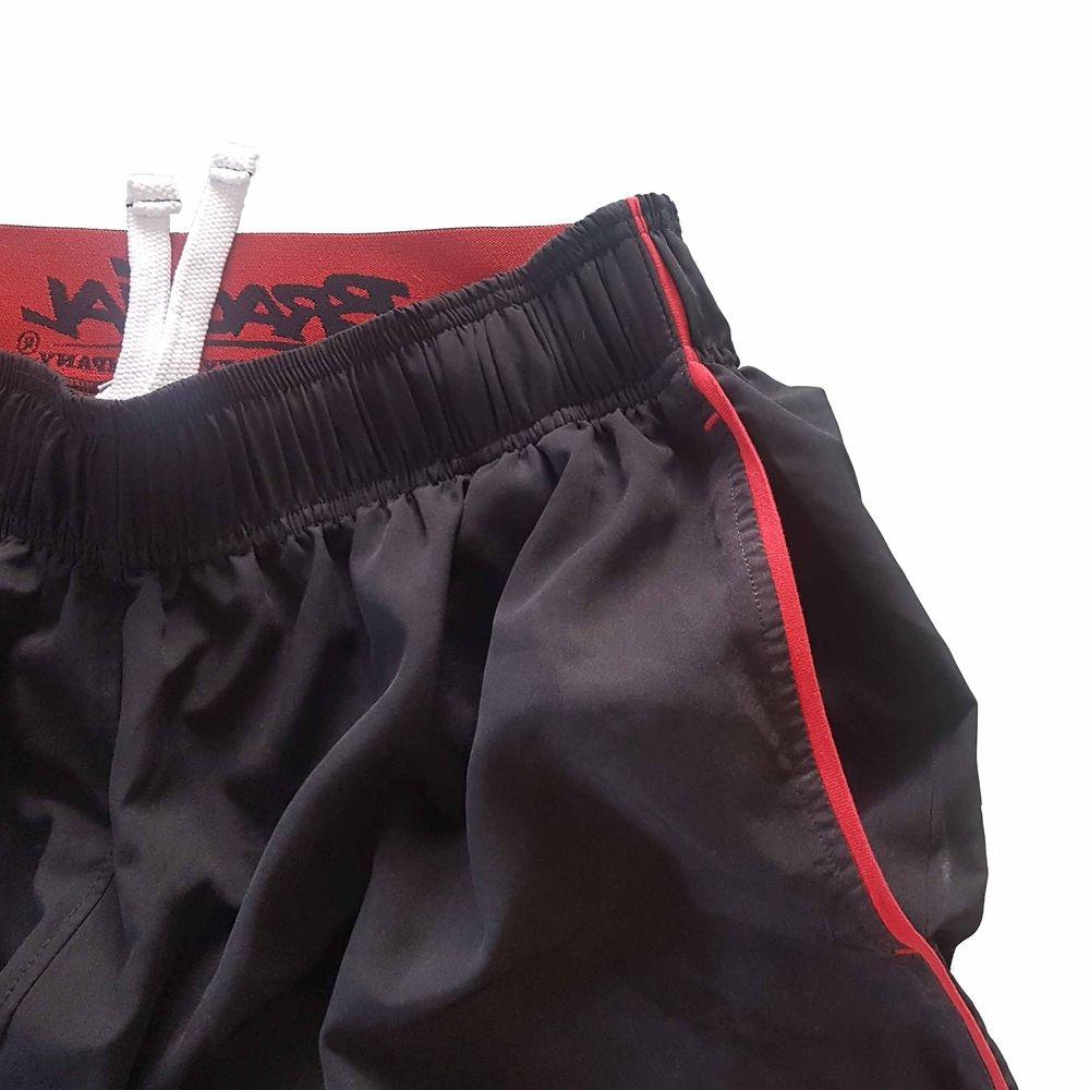 Brachial Short Airy - Black-Red - Urban Gym Wear