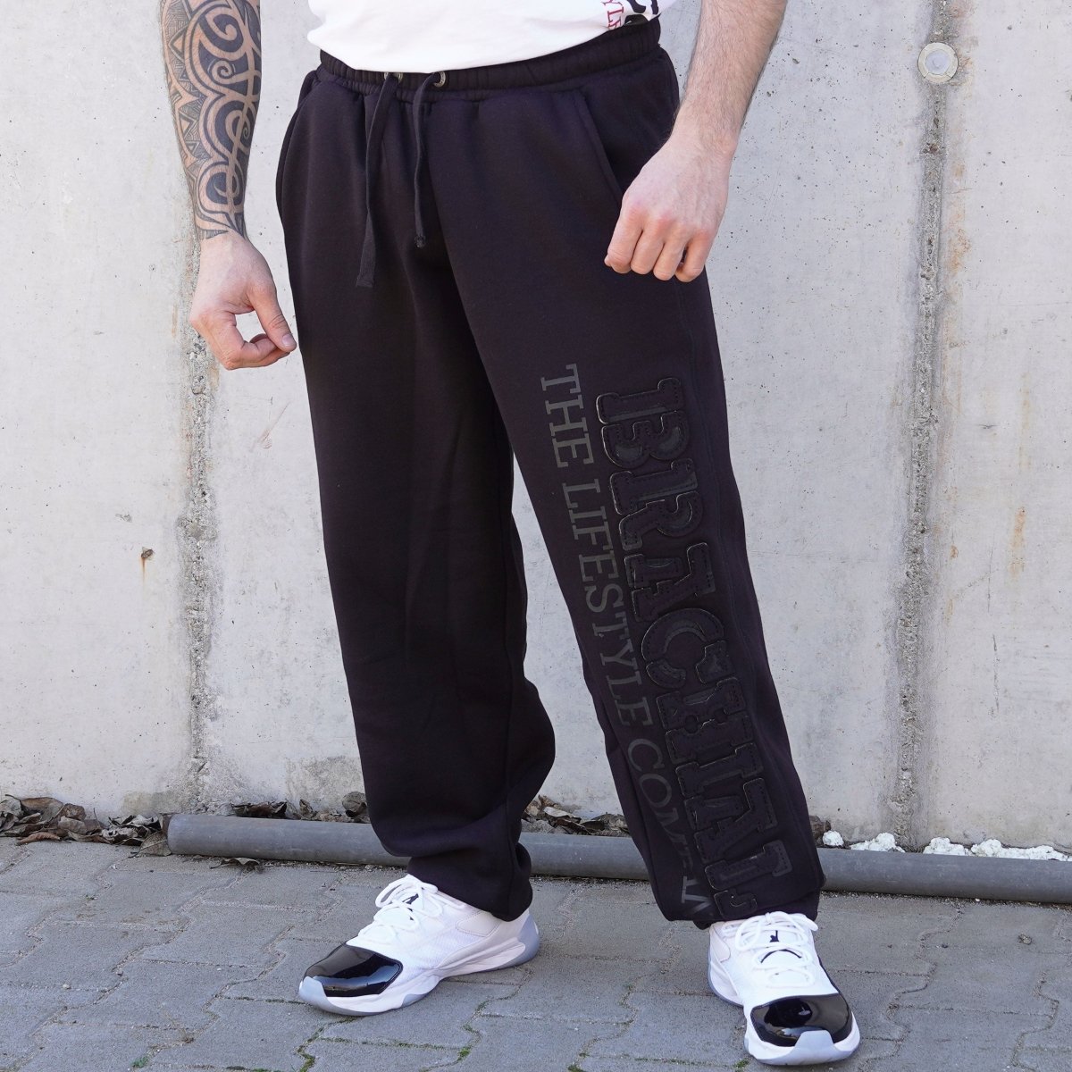 Brachial Tracksuit Trousers Gym - Black/Black - Urban Gym Wear
