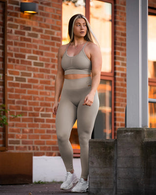 Gavelo Seamless HoneyComb Beige Sports Bra - Urban Gym Wear