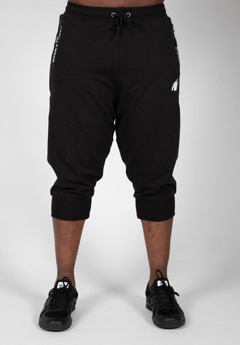 Three store quarter joggers