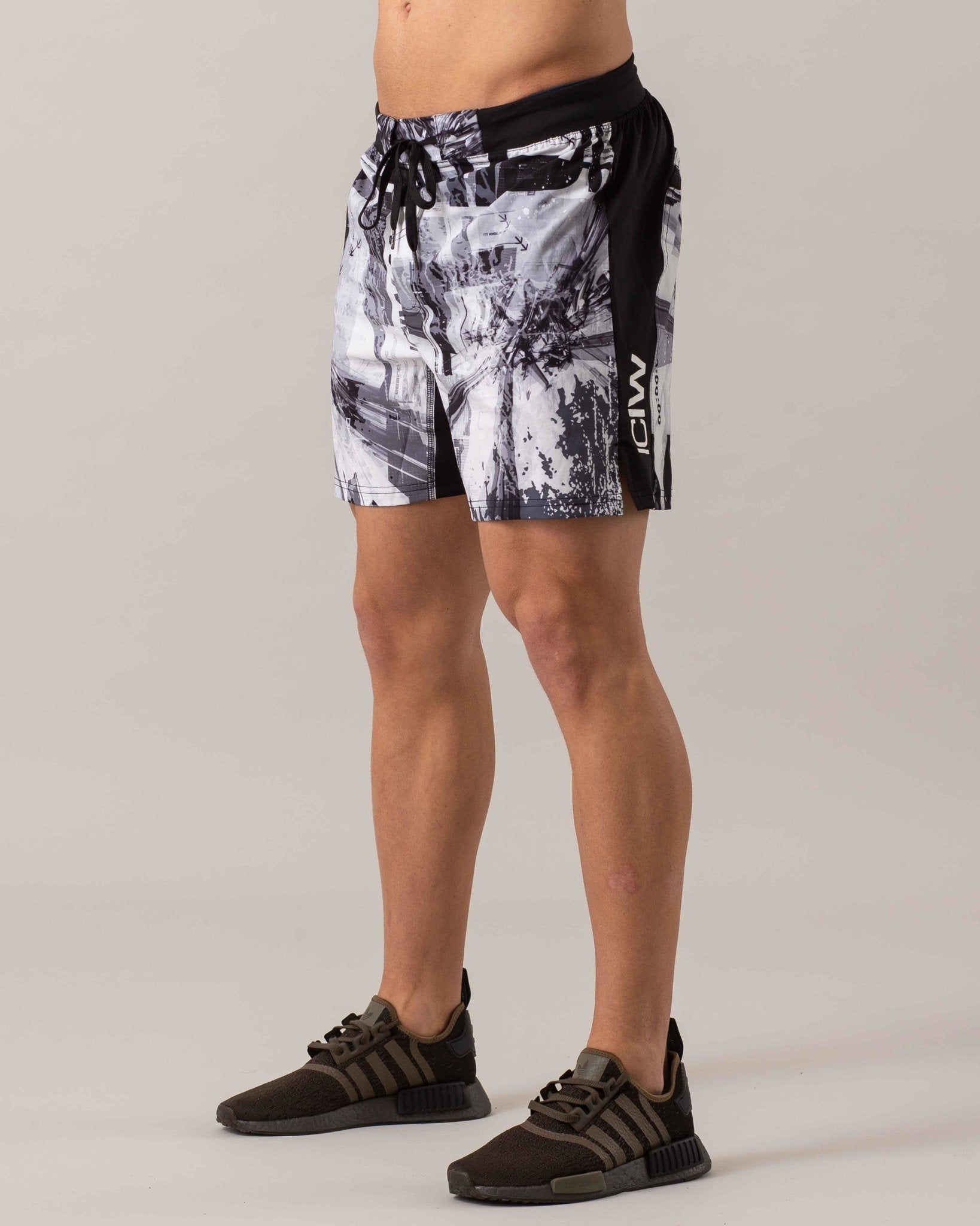 ICIW Shorts Timeless - Black-White - Urban Gym Wear