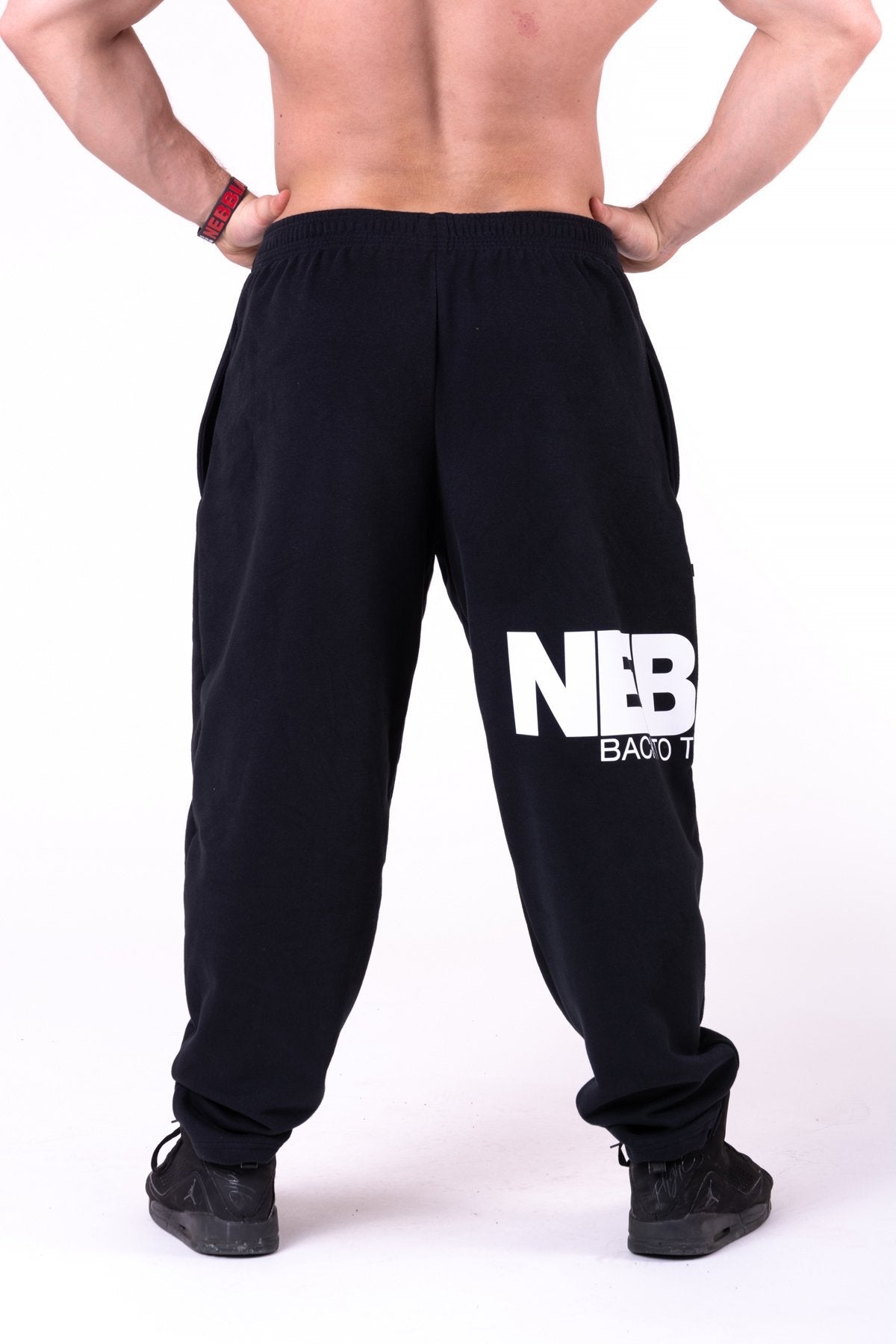 Nebbia 90s Classic Sweatpants 160 Black Urban Gym Wear
