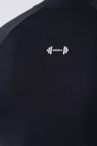 Nebbia Functional T-Shirt with Long Sleeves Active 328 - Black - Urban Gym Wear