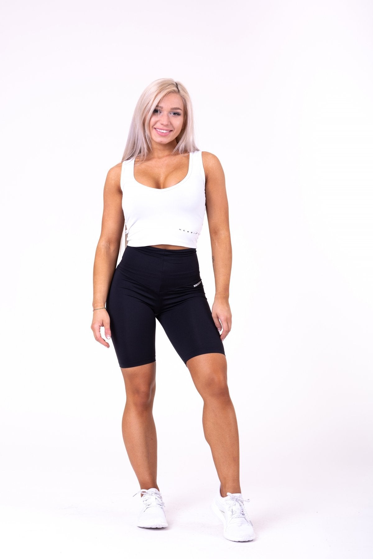 Nebbia Compression High Waist Shorts Intense Leg Day - Black/Gold – Urban  Gym Wear