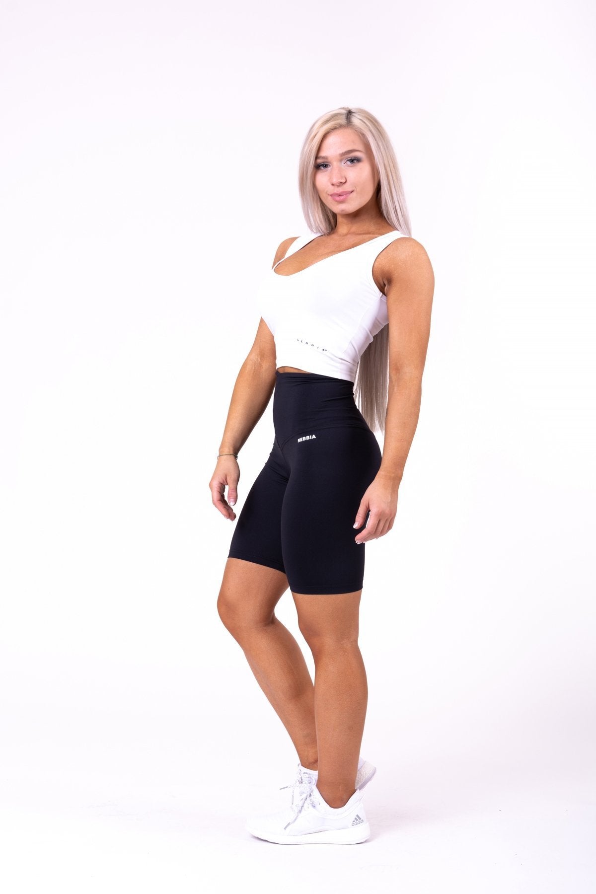 Better Bodies Seamless Scrunch Shorts - Black – Urban Gym Wear