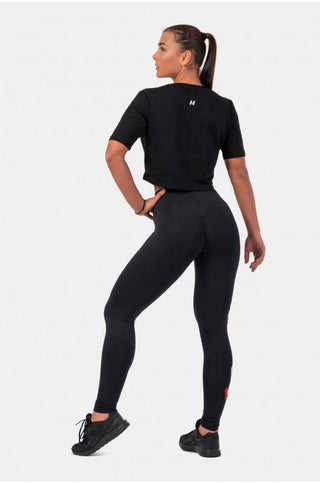 Nebbia Minimalist Logo NEBBIA Crop Top 600 - Black - Urban Gym Wear